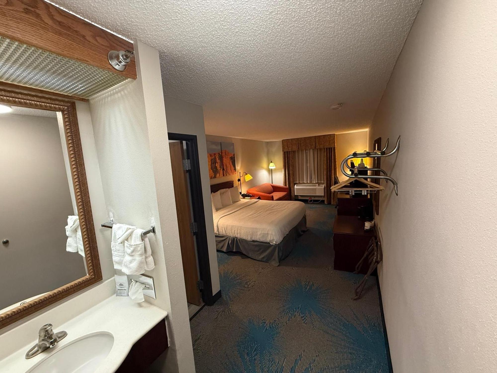 Days Inn by Wyndham Sturgis Exterior foto